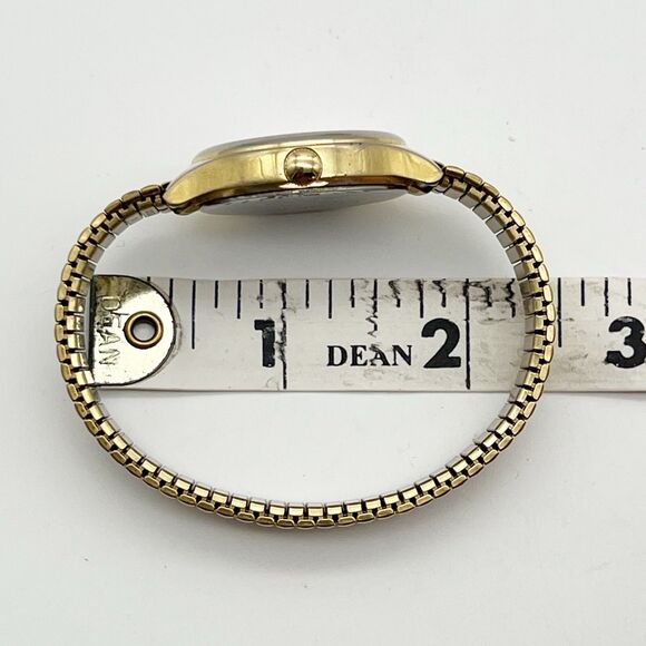 Timex Carriage Carolyn Watch Gold-Tone Stainless Steel Expansion Band 30mm Round - Picture 9 of 9